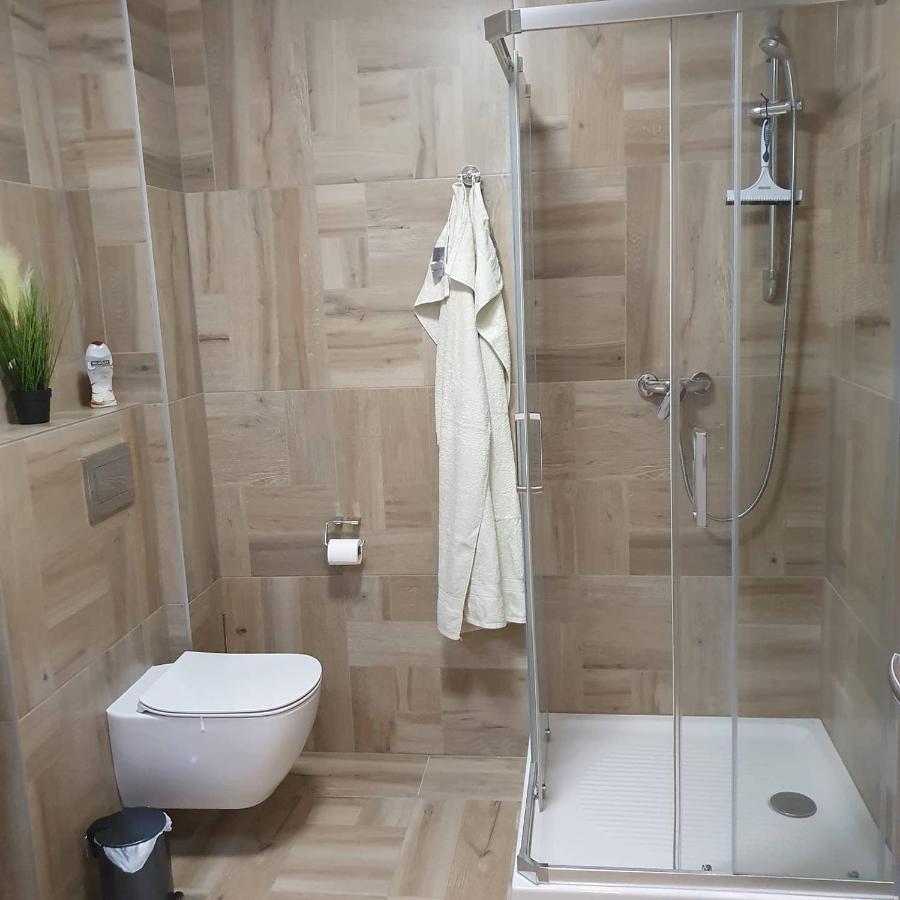 Stran Apartment *