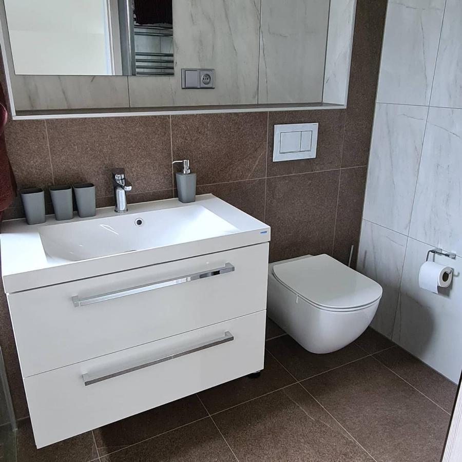 Stran Apartment